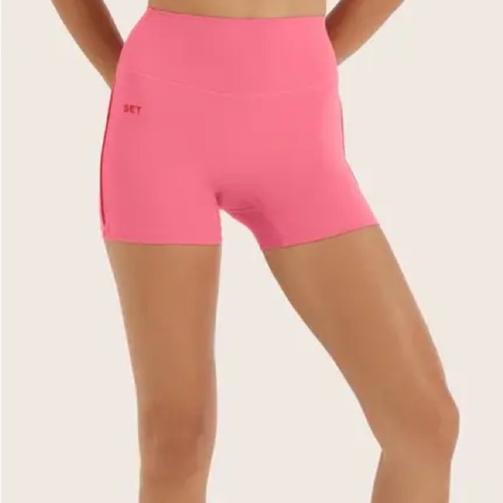 SET ACTIVE SPORTBODY SPORTY PIPE SHORTS - LOTUS